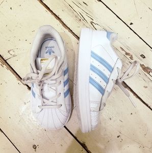 VGUC Adidas Superstar.  Kids 9.